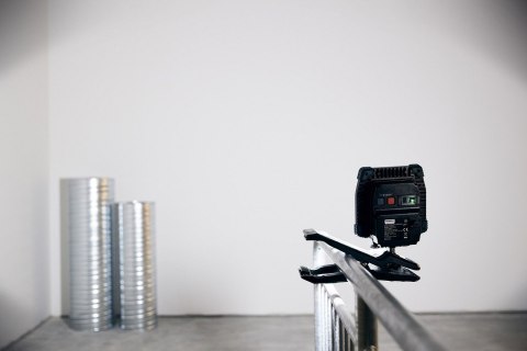 LAMPA AKUMULATOROWA SHINY 5000 LM Z BLUETOOTH