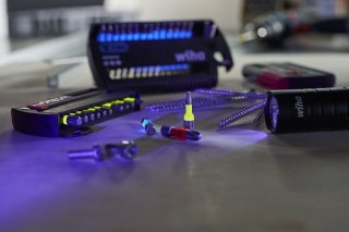 ZESTAW BITÓW T30*50MM. TORX, 1/4'' W KASECIE, 5 CZ.