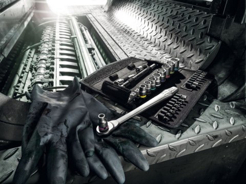 ZESTAW KLUCZY I BITÓW+GRZECHOTKA ZYKLOP METAL 1/2''28 CZĘŚCI