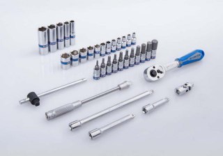 ZESTAW NARZĘDZI 128CZ, WALIZKA