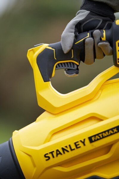 DMUCHAWA AKUMULATOROWA V20 18V 1*4.0AH