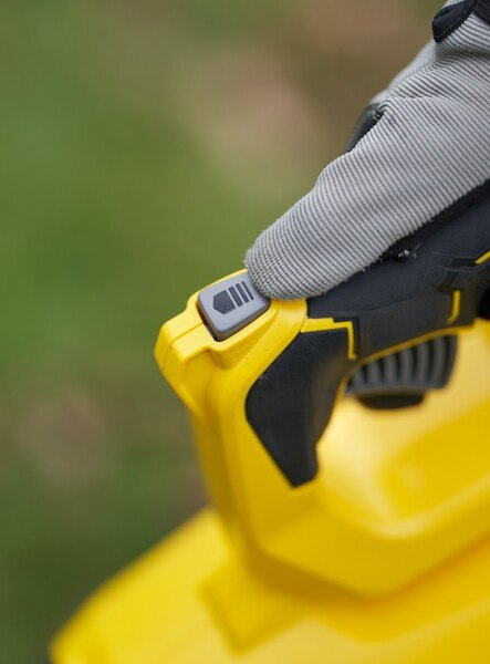 DMUCHAWA AKUMULATOROWA V20 18V 1*4.0AH