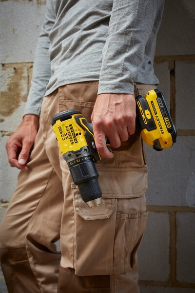 WIERTARKO-WKRĘTARKA AKUMULATOROWA V20 18V 2*2.0AH + 50 AKC.