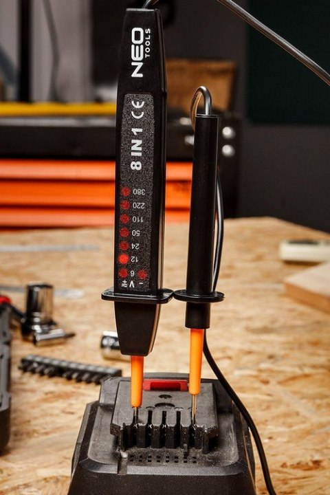 WIELOFUNKCYJNY TESTER NAPIĘCIA 8 W 1 AC/DC 6-380V