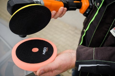 PAD POLERSKI 150*150*25MM GĄBKA ŚREDNIA