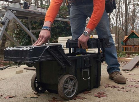 SKRZYNKA NARZĘDZIOWA NA KÓŁKACH KETER CANTILEVER JOB BOX