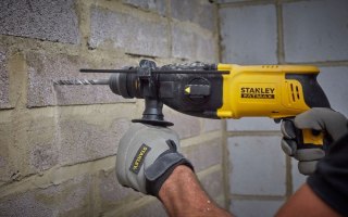 MŁOTOWIERTARKA SDS+ 800W 2.4J WYMIENNY UCHWYT