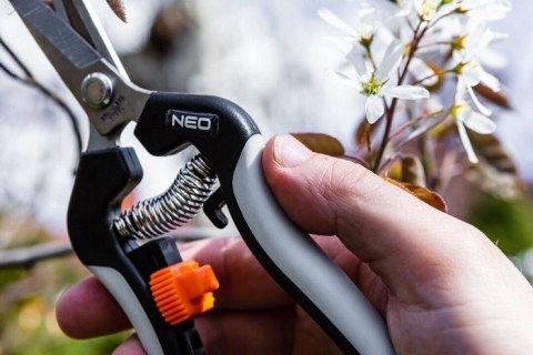 SEKATOR DO MŁODYCH PĘDÓW 185MM ZAKRES DO 6MM.