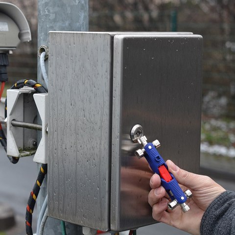 KLUCZ UNIWERSALNY JOINTKEY QUADRO