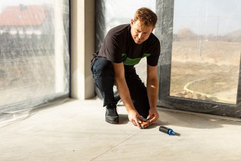 SZNUREK TRASERSKI 3:1 OBUDOWA PLASTIK+ KREDA NIEBIESKA