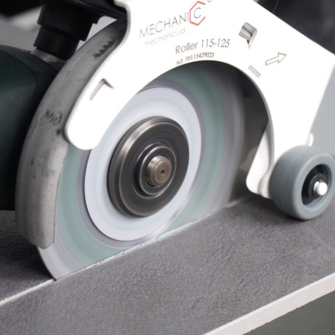 ROLLER OSŁONA ODSYSAJĄCA DO CIĘCIA DO SZLIF. KĄT. 115/125