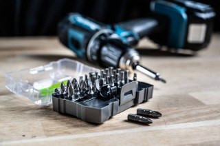 ZESTAW GROTÓW, BIT , 32 EL.